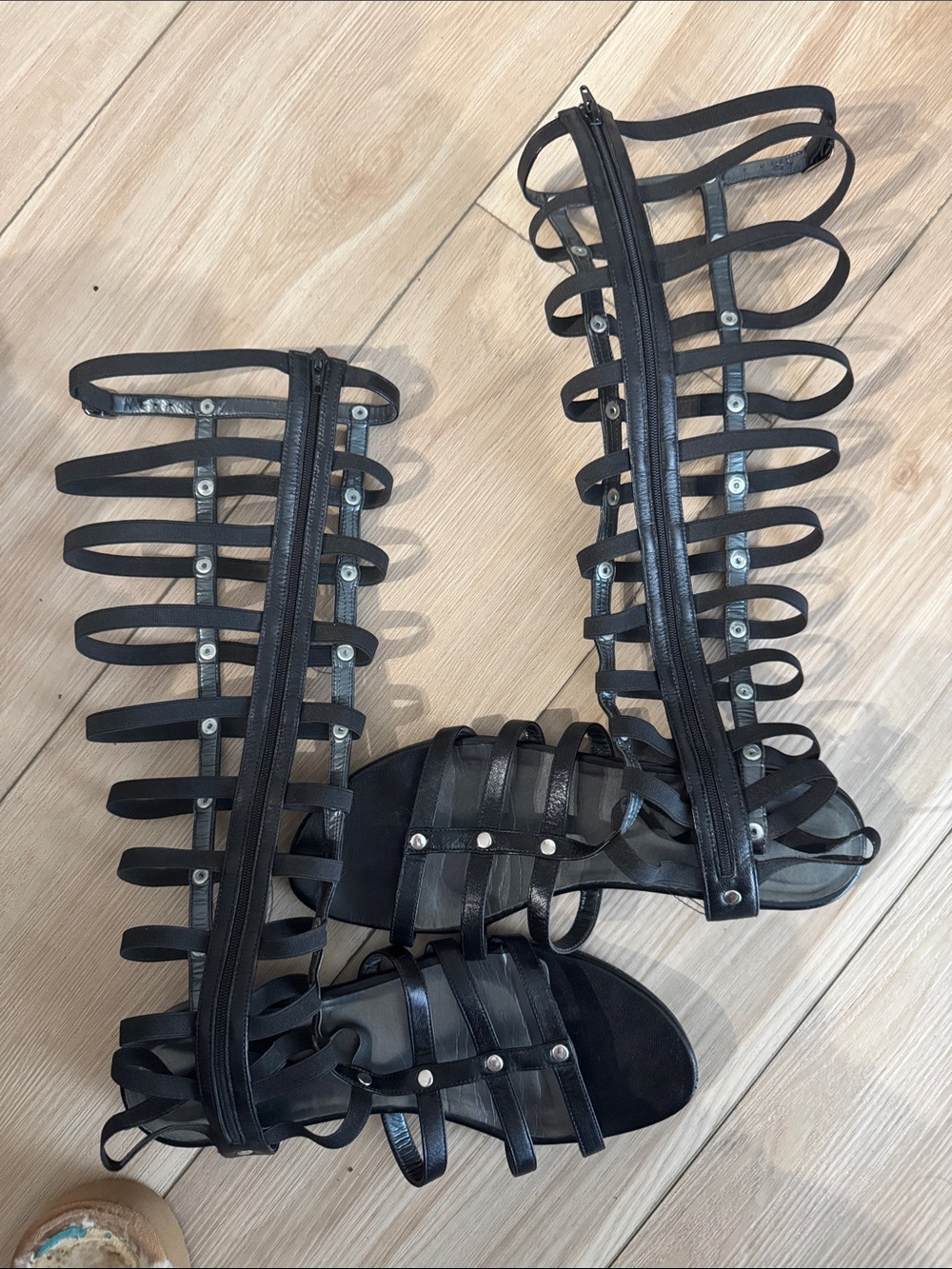 Stuart Weitzman Black Strappy Knee-High Gladiator Sandals - Picture 15 of 15
